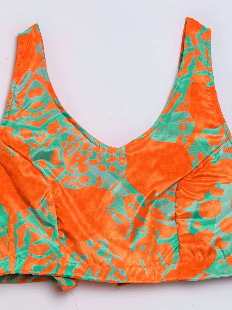 modern-abstract-printed-crepe-silk-ready-to-wear-saree (9).webp