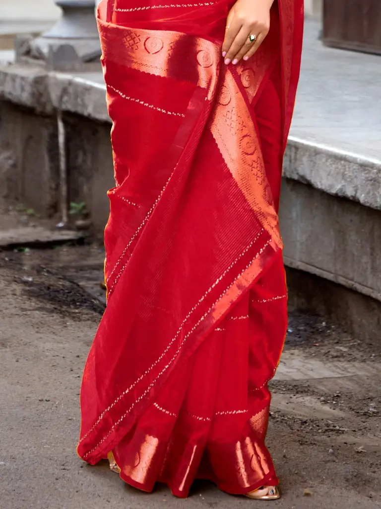 red-embellished-beads--stones-malai-silk-saree (2).webp