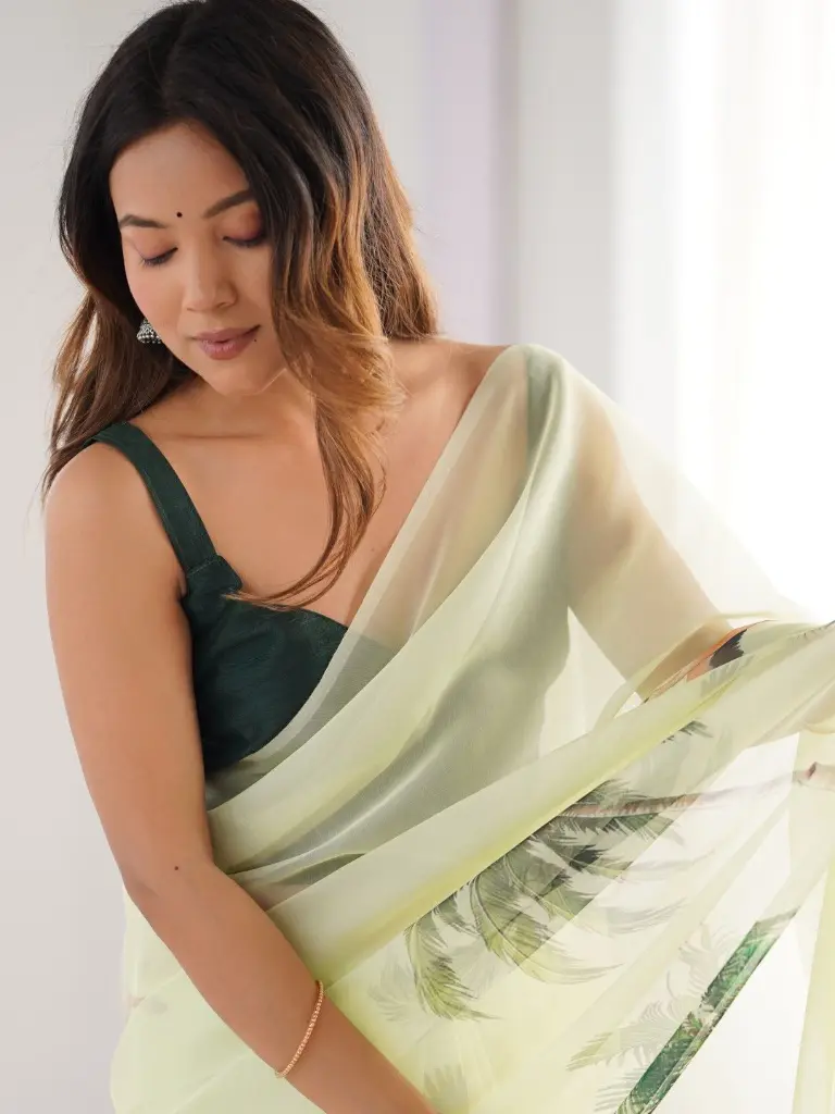 light-green-organza-designer-saree (2).webp